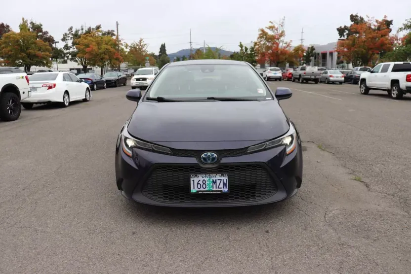 2021 Toyota Corolla Hybrid LE photo 1