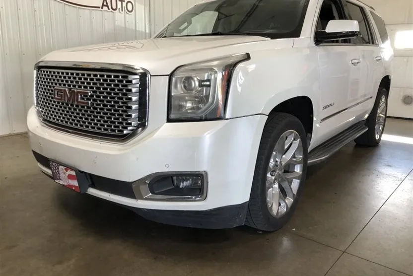 2016 Gmc Yukon Denali photo 1
