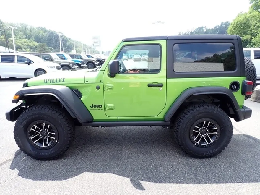 2025 Jeep Wrangler Willys photo 1