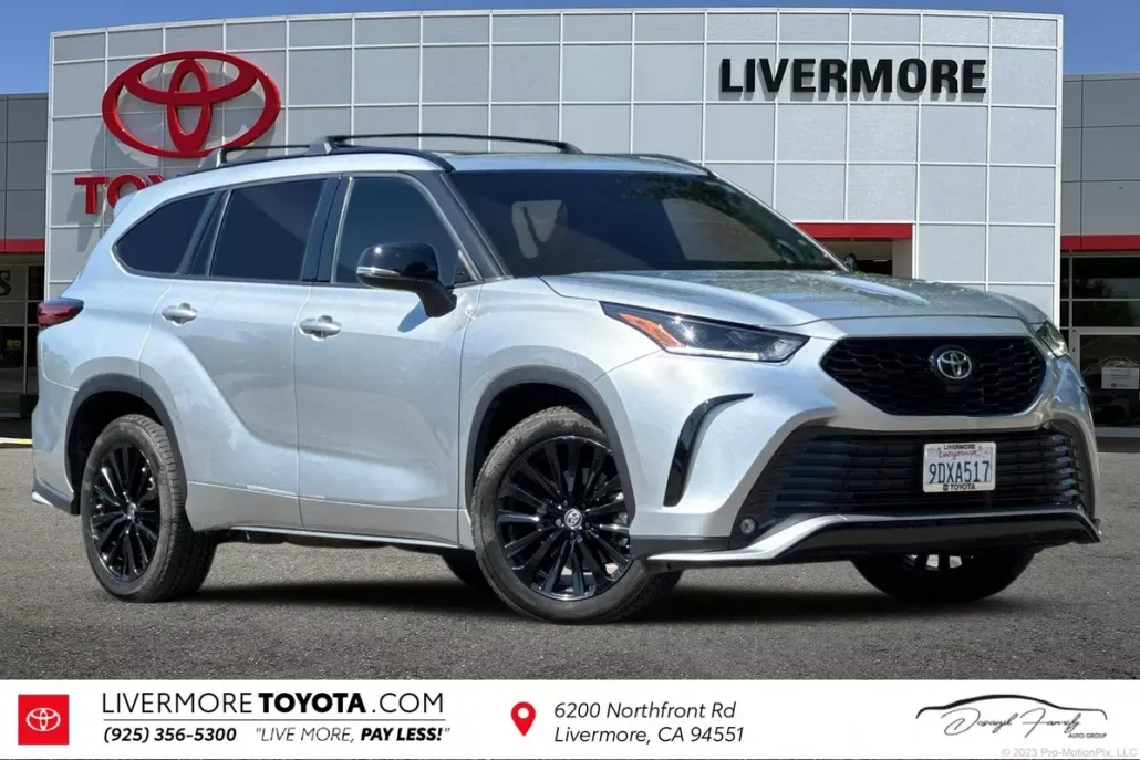 2023 Toyota Highlander XSE photo 1