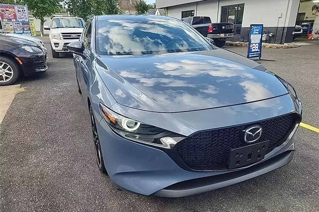 2022 Mazda Mazda3 Hatchback 2.5 Turbo photo 1