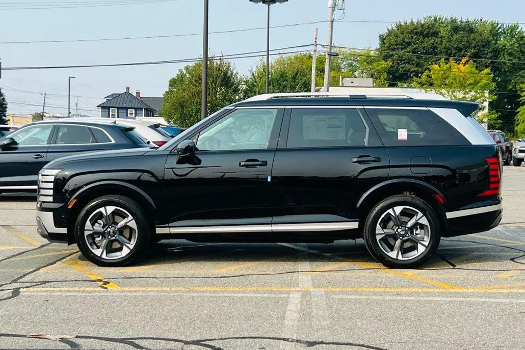 2026 Hyundai Palisade Limited photo 1