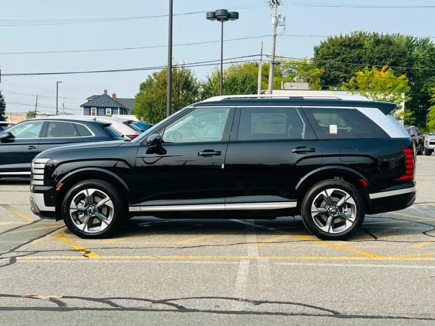 2026 Hyundai Palisade Limited photo 1