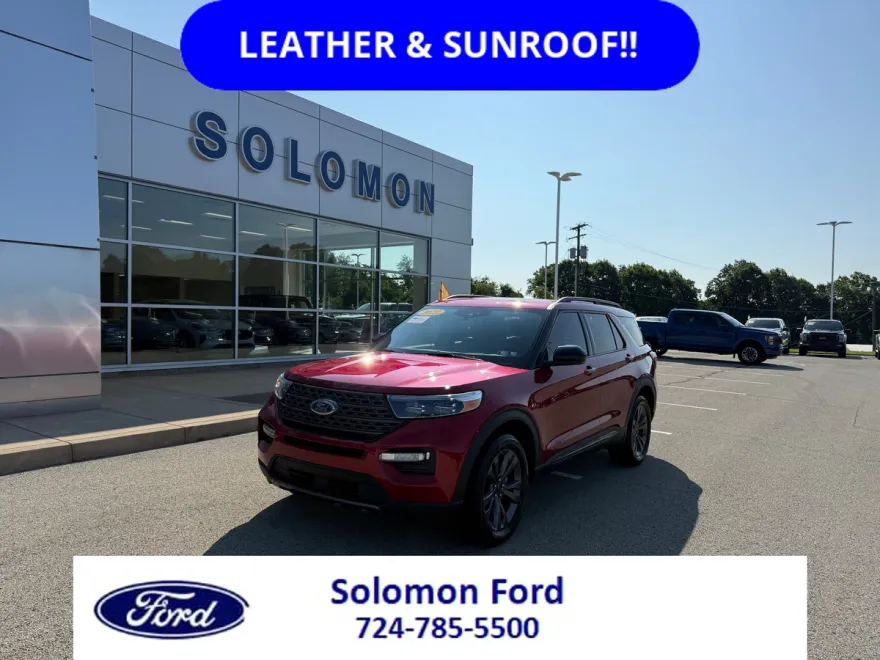 2023 Ford Explorer XLT photo 1
