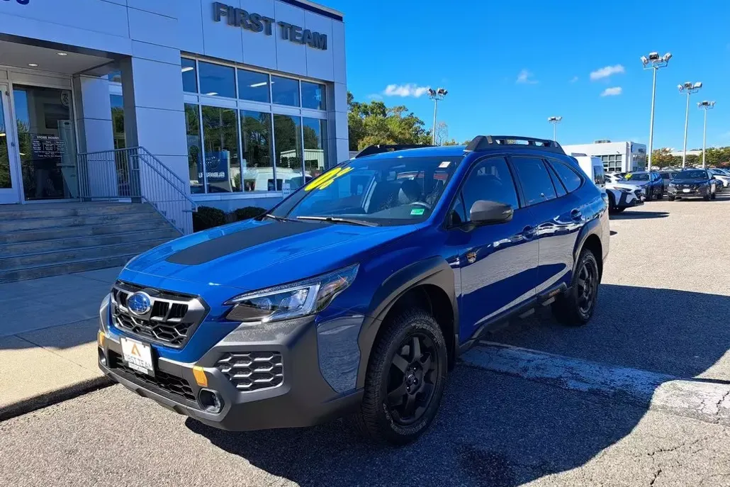 2025 Subaru Outback Wilderness photo 1