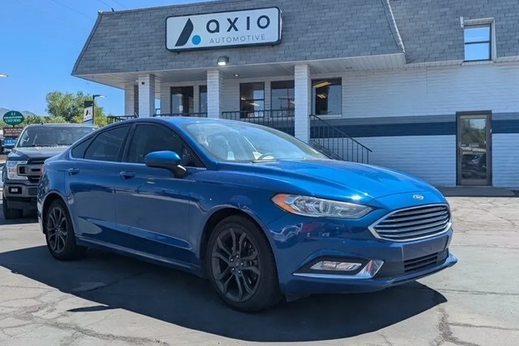 2018 Ford Fusion SE photo 1