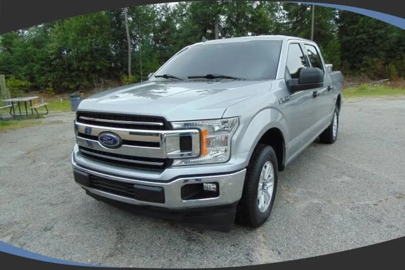2020 Ford F-150 XLT photo 1