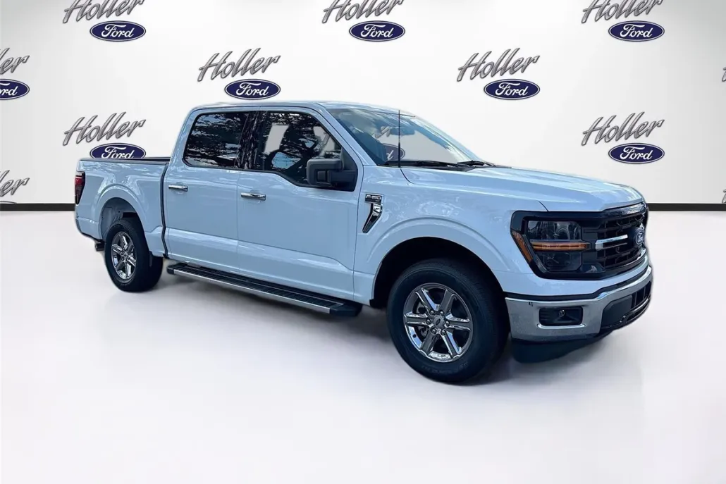 2025 Ford F-150 XLT photo 1