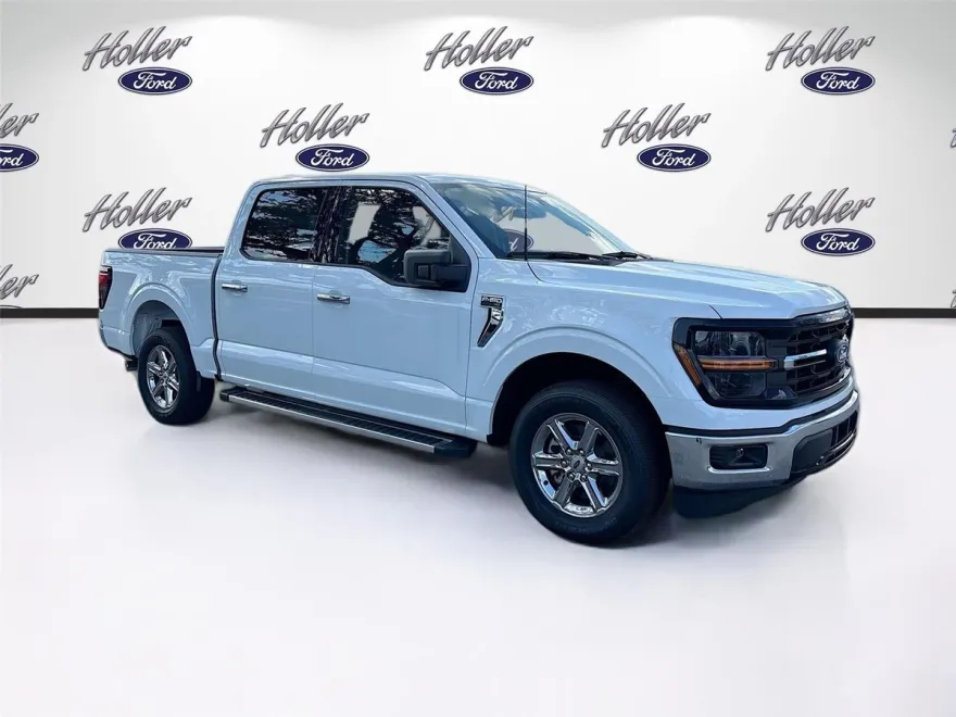 2025 Ford F-150 XLT photo 1