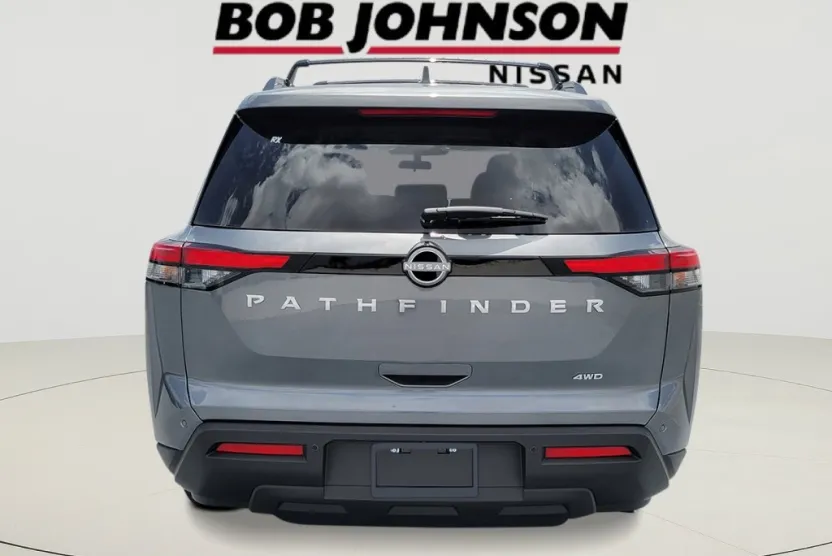 2025 Nissan Pathfinder SV photo 1