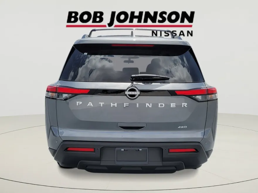 2025 Nissan Pathfinder SV photo 1