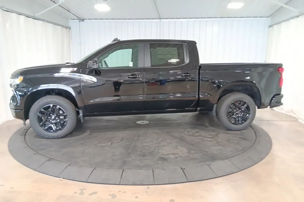 2026 Chevrolet Silverado 1500 RST photo 1