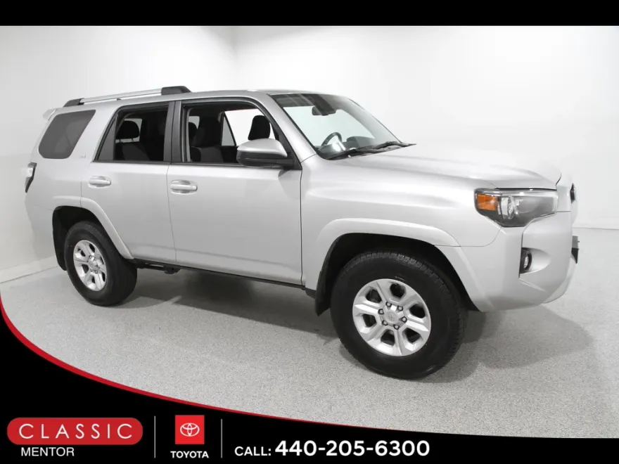 2023 Toyota 4Runner SR5 photo 1