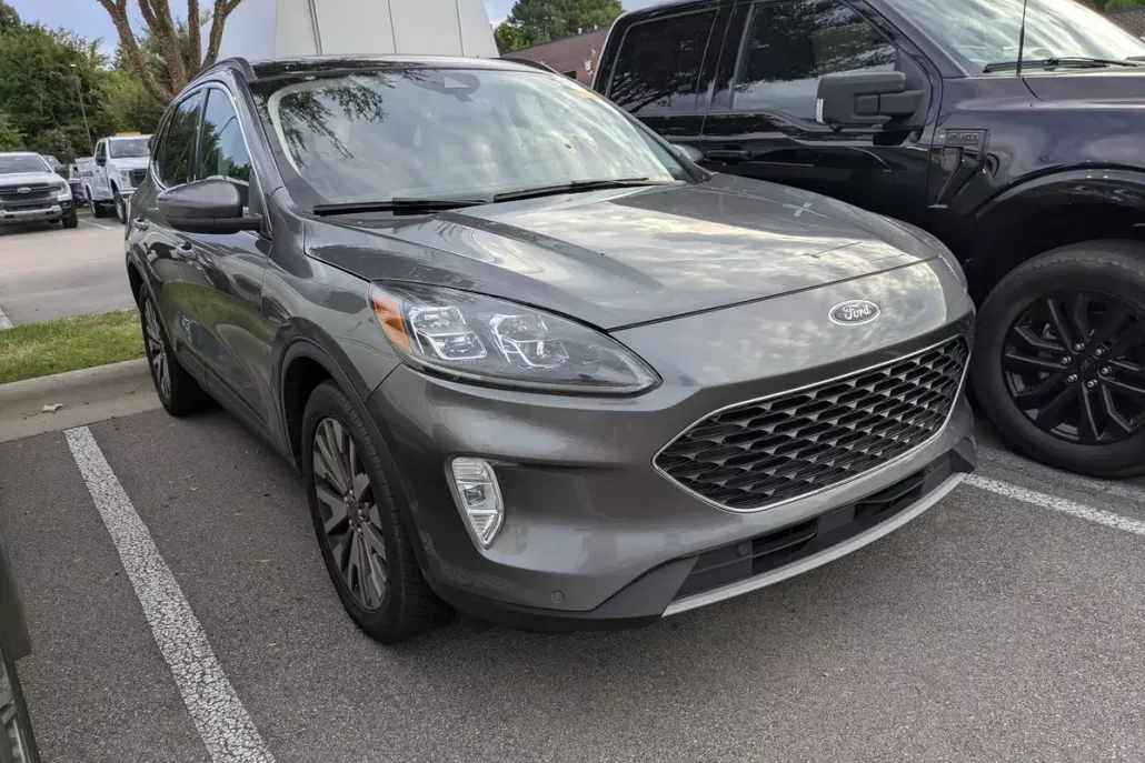 2021 Ford Escape Titanium photo 1