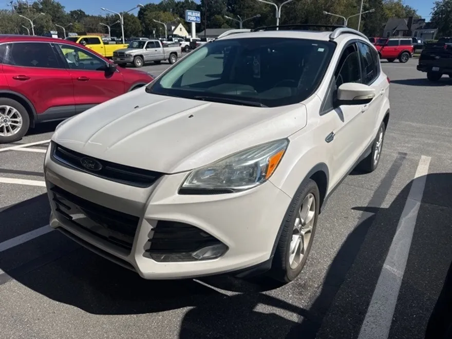 2016 Ford Escape Titanium photo 1