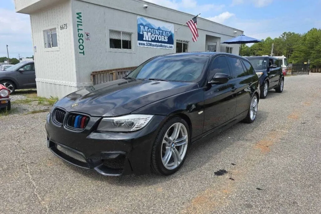 2011 Bmw 328i photo 1