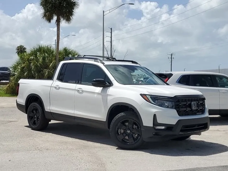 2025 Honda Ridgeline Black Edition photo 1