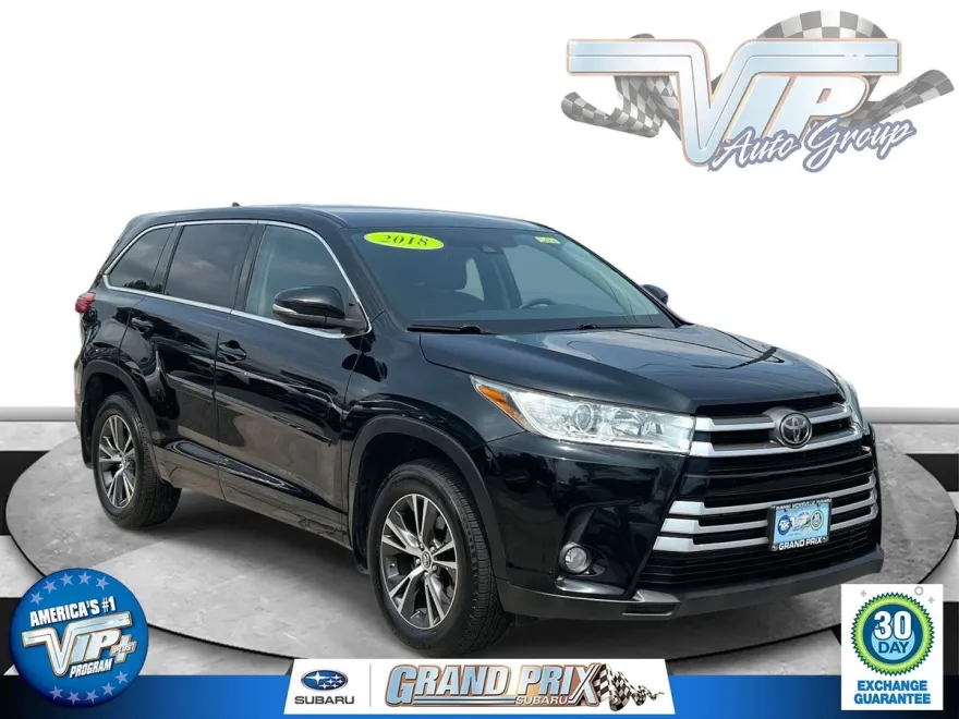 2018 Toyota Highlander LE Plus photo 1