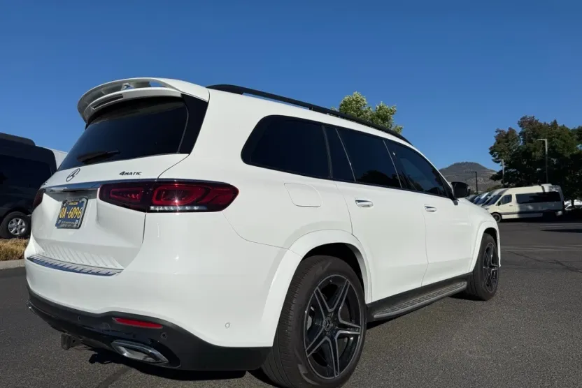 2022 Mercedes Benz GLS 450 4MATIC photo 1