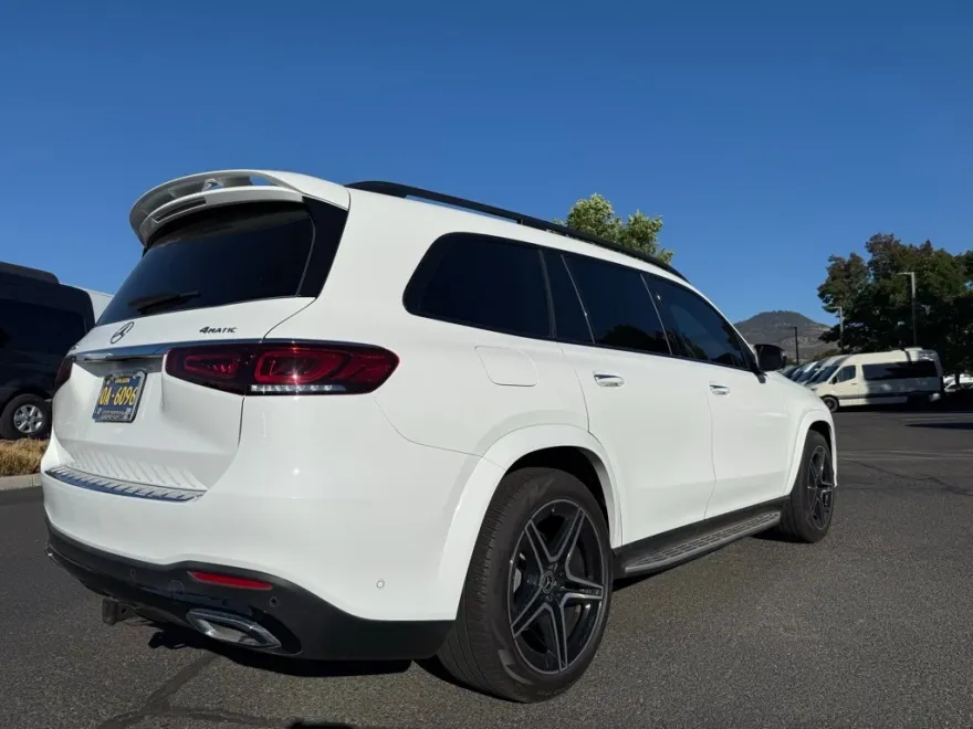 2022 Mercedes Benz GLS 450 4MATIC photo 1