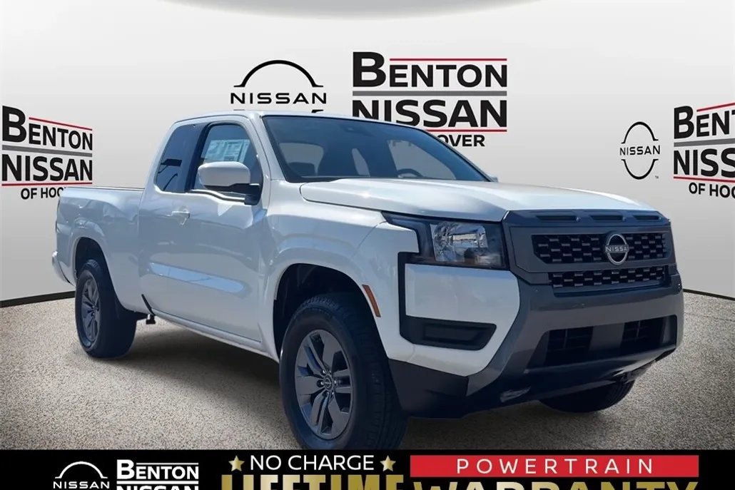 2025 Nissan Frontier SV photo 1