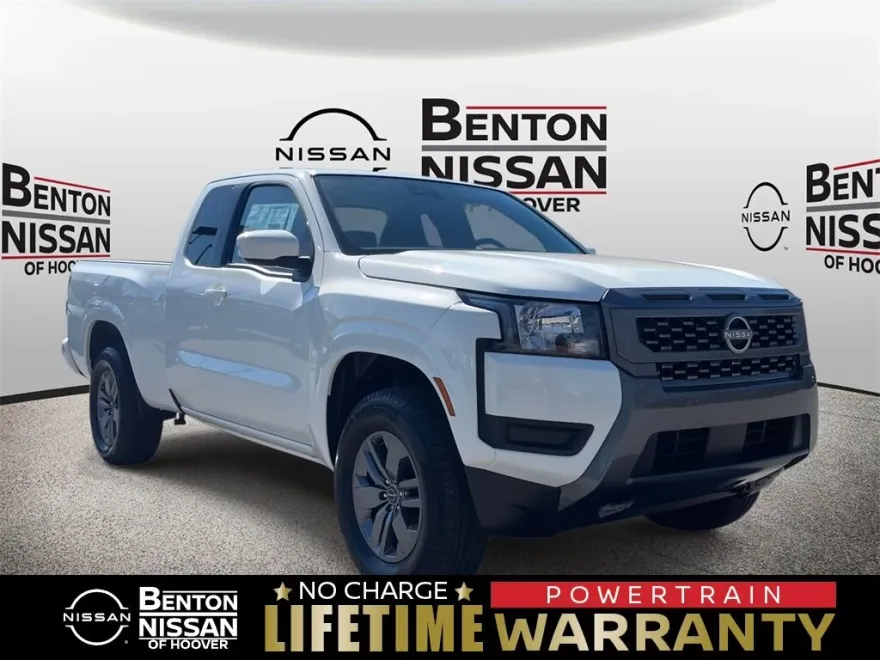 2025 Nissan Frontier SV photo 1
