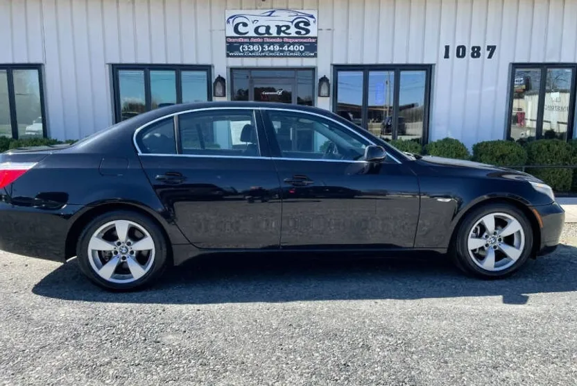 2008 Bmw 528i 5-series photo 1
