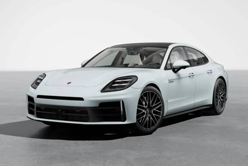 2026 Porsche Panamera 4 E-Hybrid photo 1