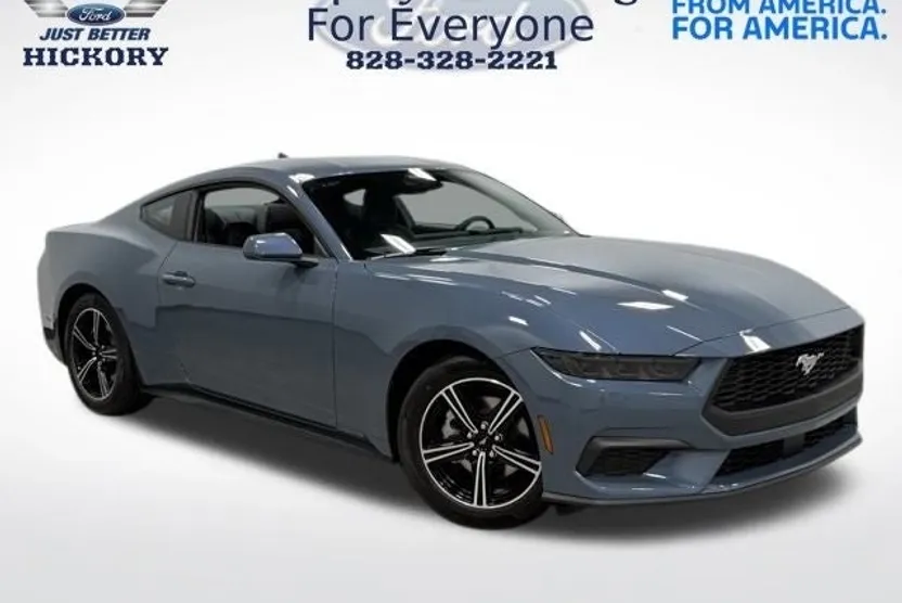 2025 Ford Mustang EcoBoost photo 1