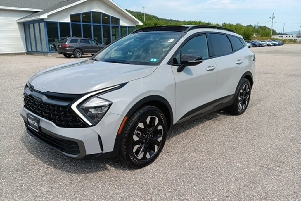 2023 Kia Sportage X-Line photo 1