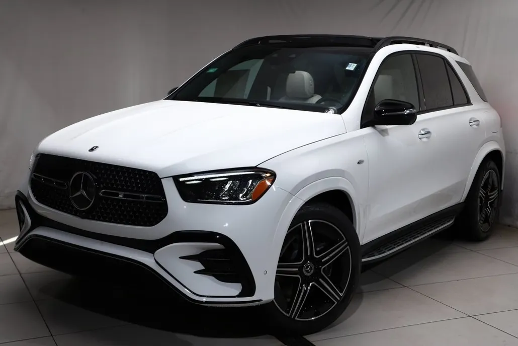 2025 Mercedes Benz GLE 450 4MATIC photo 1