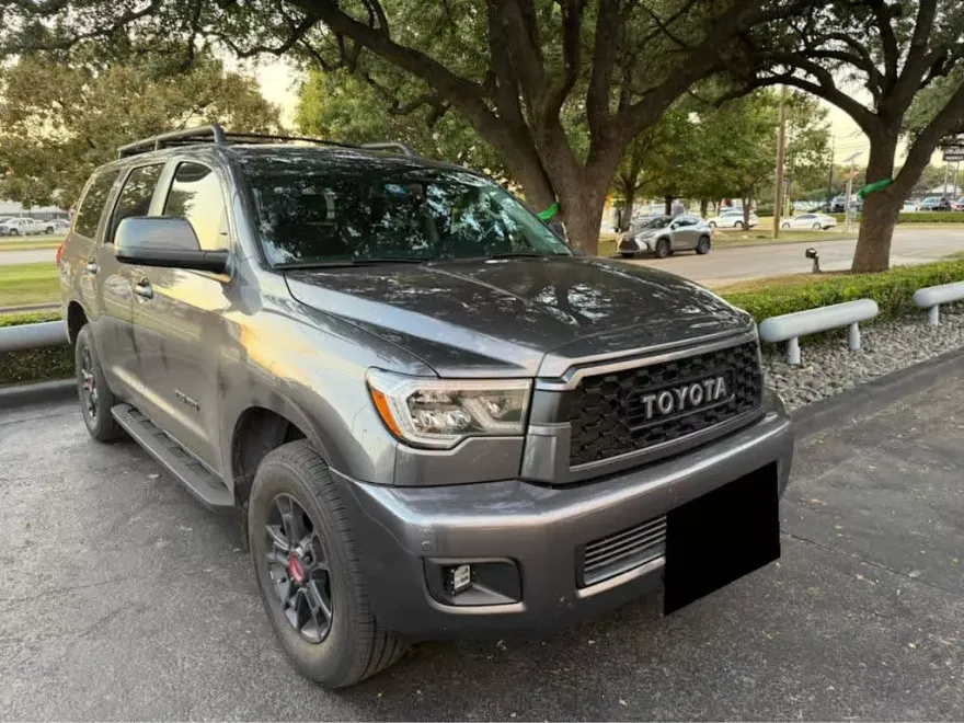 2022 Toyota Sequoia TRD Pro photo 1
