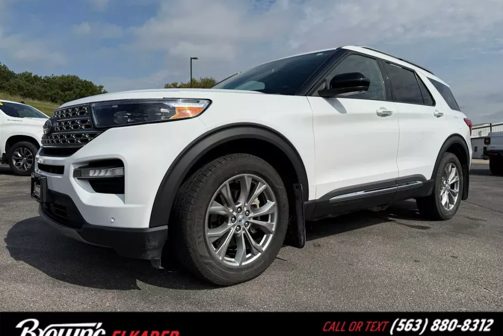 2023 Ford Explorer Limited photo 1