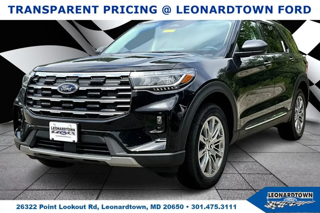 2025 Ford Explorer photo 1