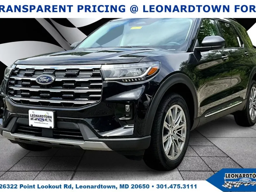 2025 Ford Explorer photo 1