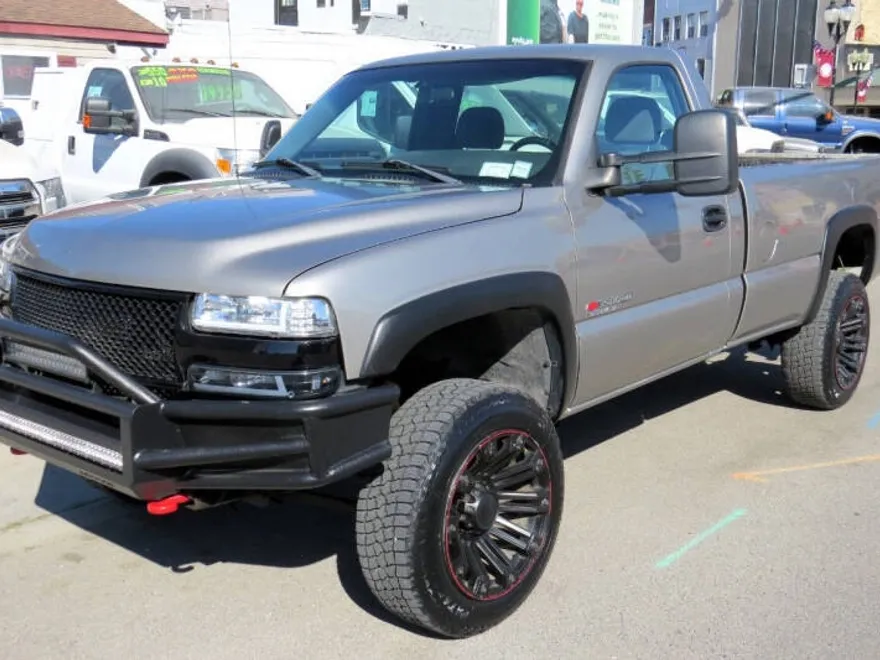 2001 Chevrolet Silverado 2500HD photo 1