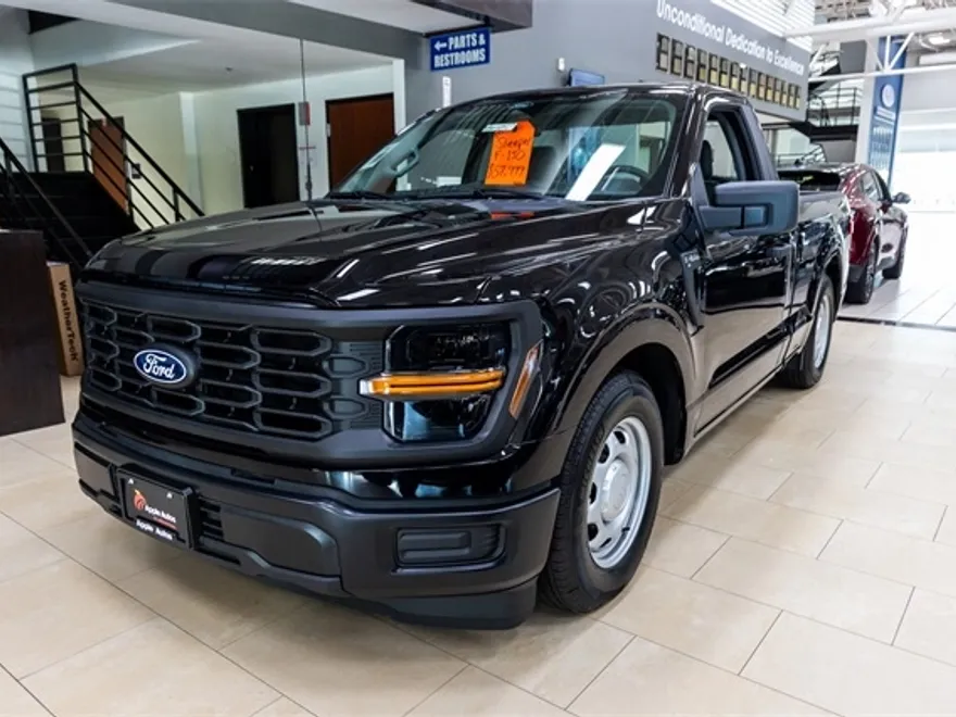 2025 Ford F-150 XL photo 1