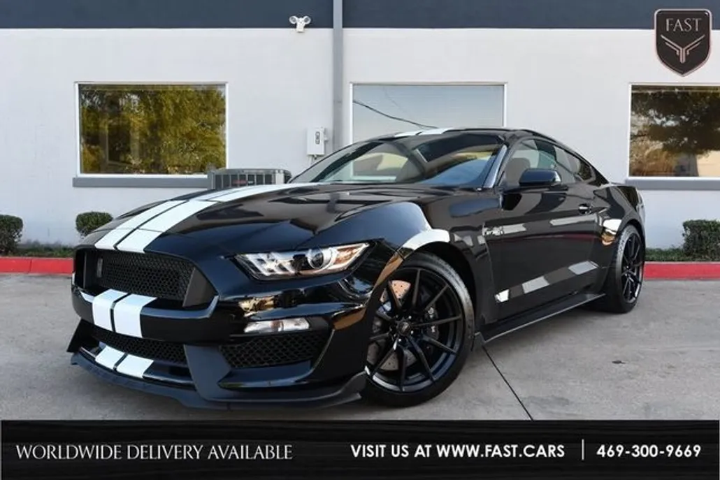 2016 Ford Mustang Shelby GT350 photo 1