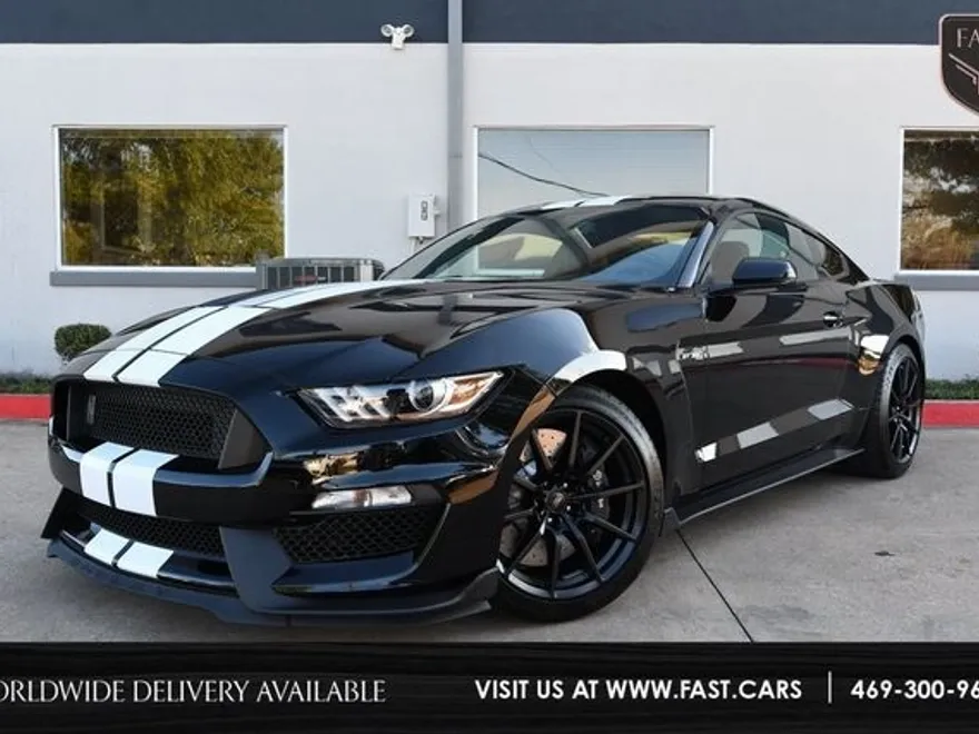 2016 Ford Mustang Shelby GT350 photo 1