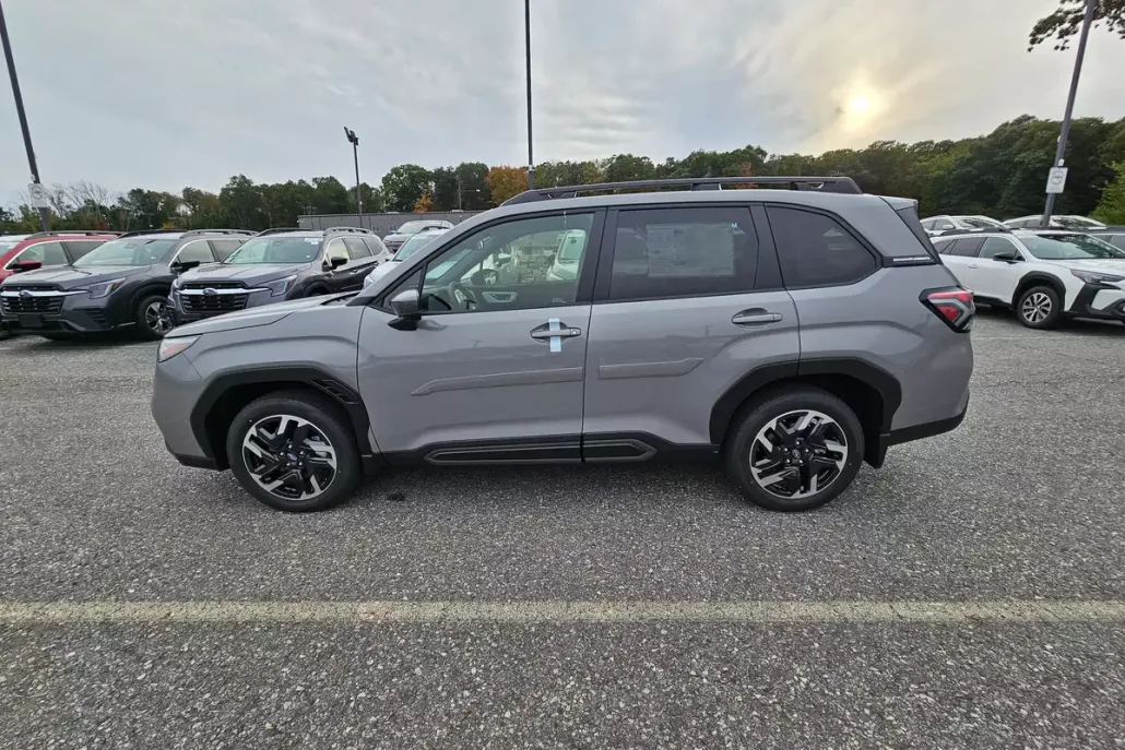 2025 Subaru Forester Limited photo 1