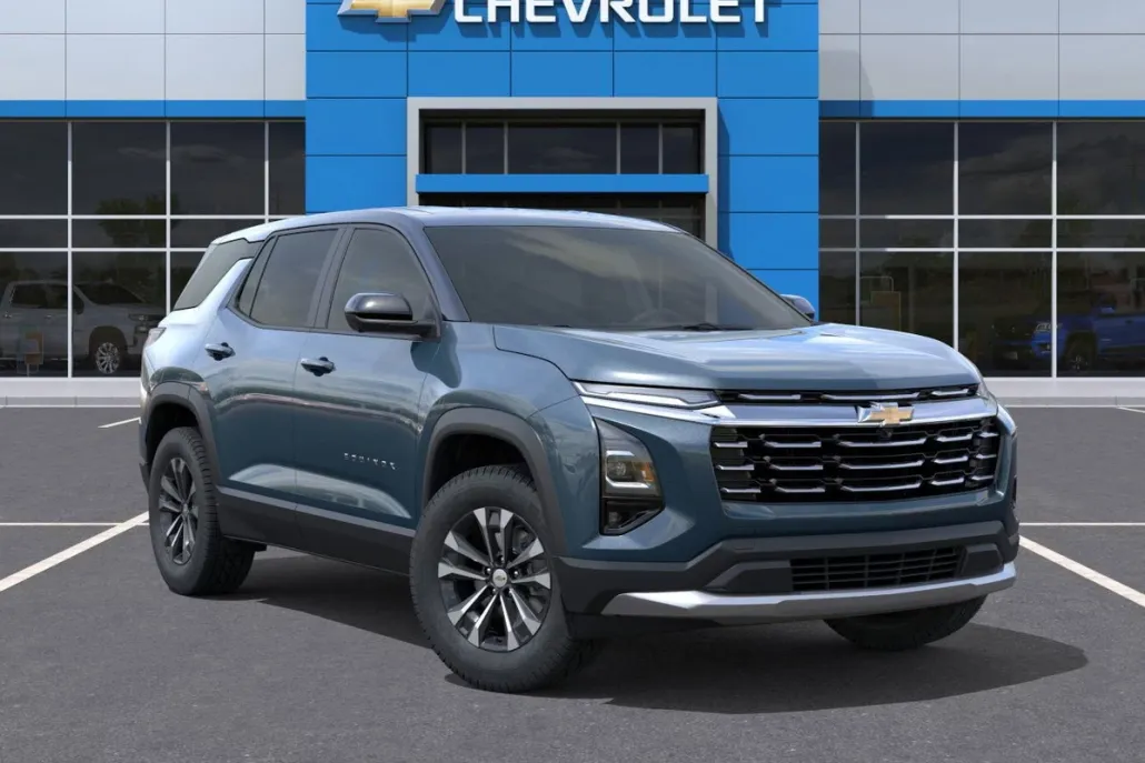 2026 Chevrolet Equinox LT photo 1