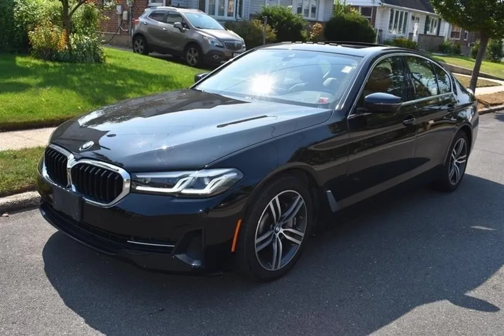 2022 Bmw 530i photo 1