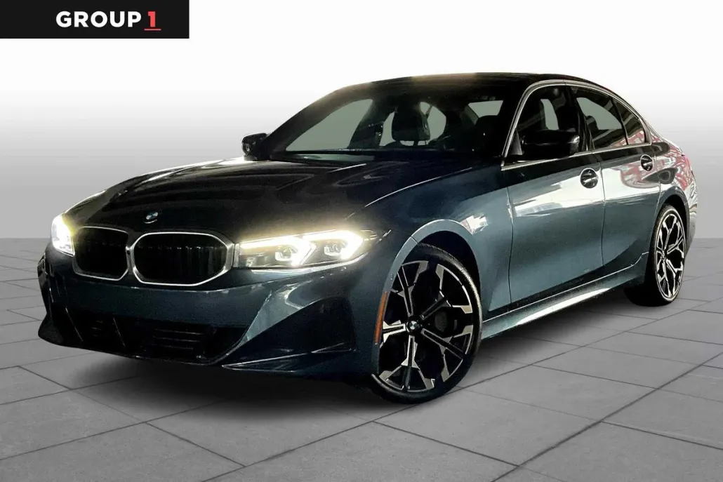 2025 Bmw 330i photo 1