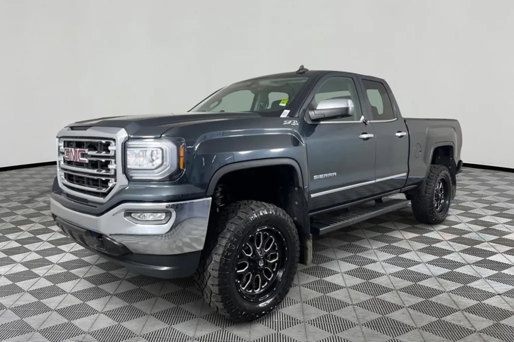 2018 Gmc Sierra 1500 SLT photo 1