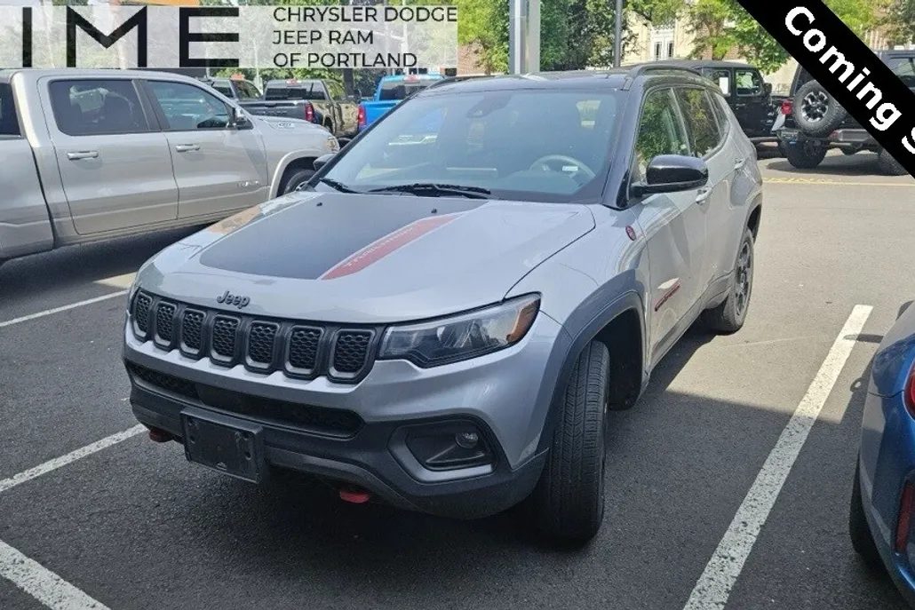 2023 Jeep Compass Trailhawk photo 1