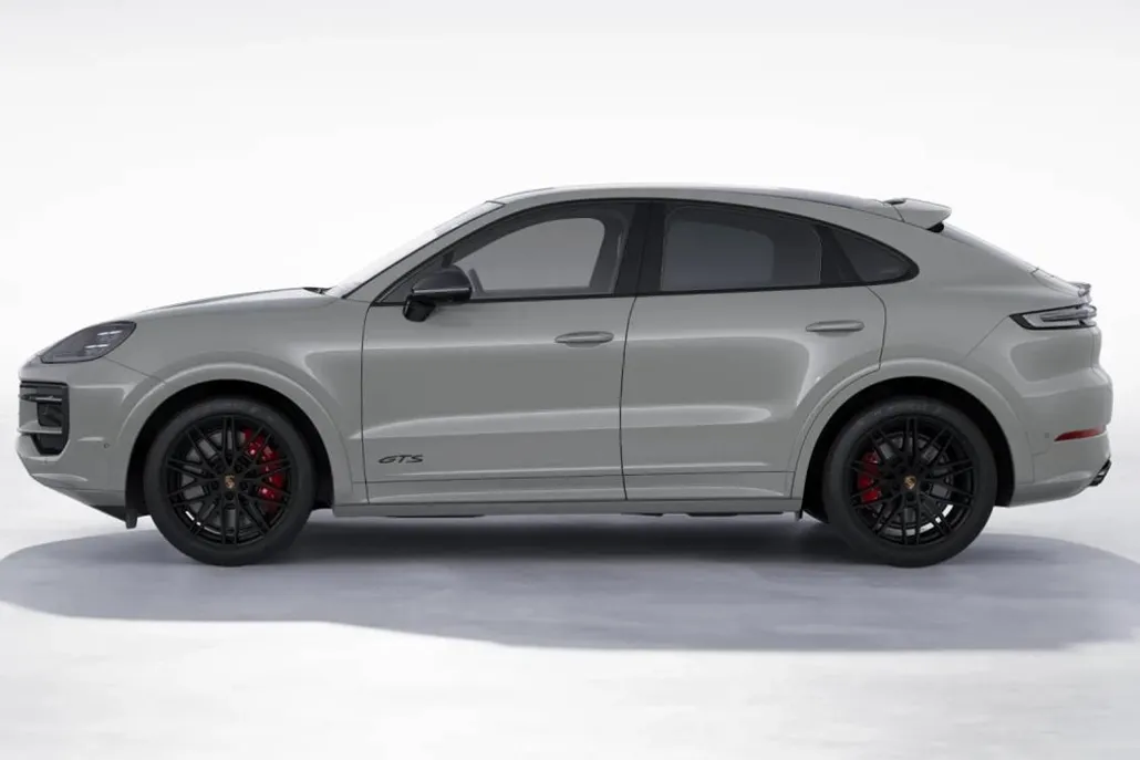 2026 Porsche Cayenne GTS Coupe photo 1