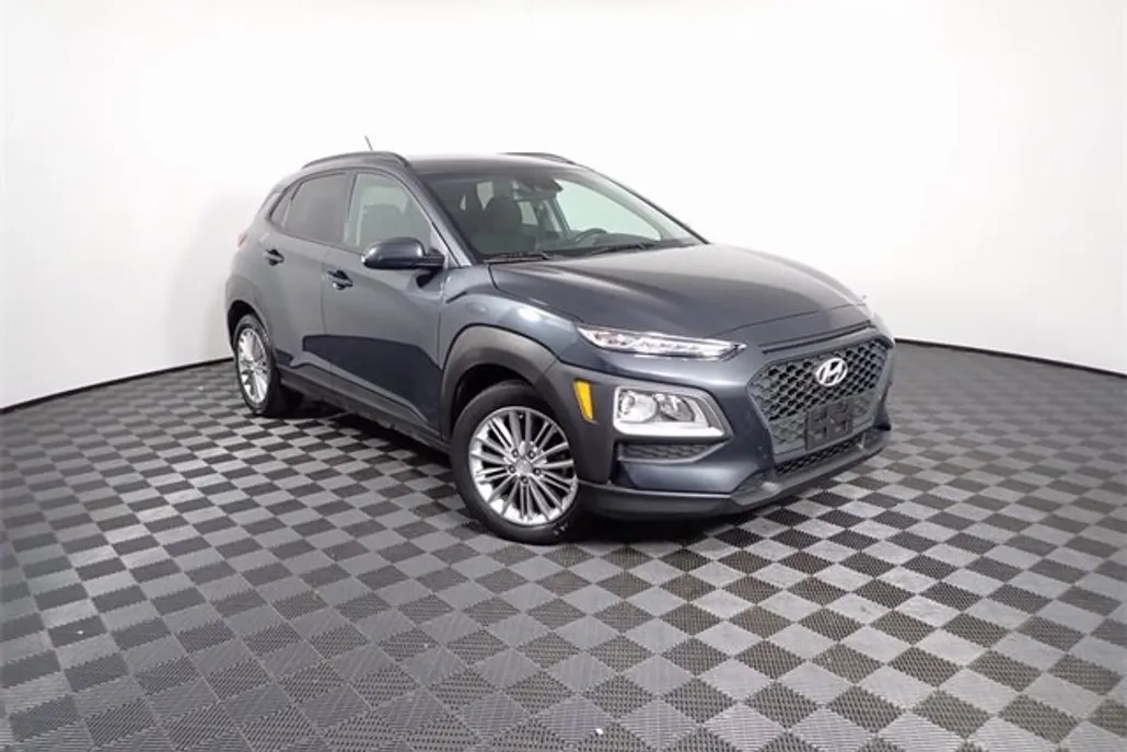 2020 Hyundai Kona SEL photo 1