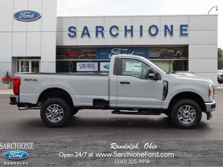 2025 Ford F-350 photo 1