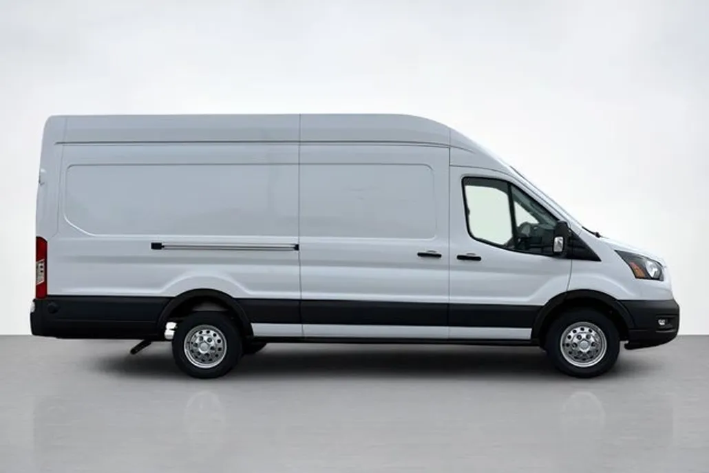 2025 Ford Transit photo 1
