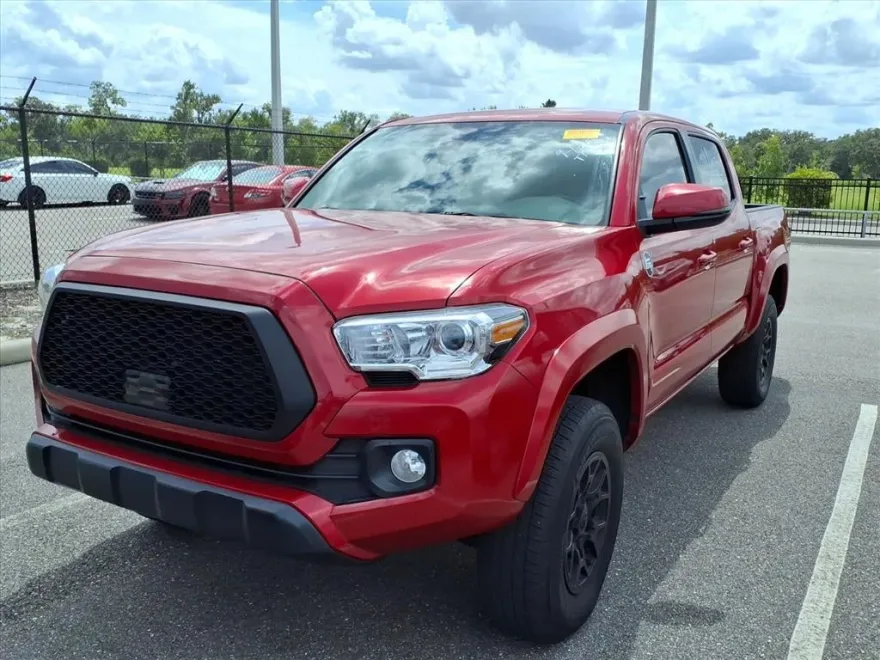 2022 Toyota Tacoma SR5 photo 1